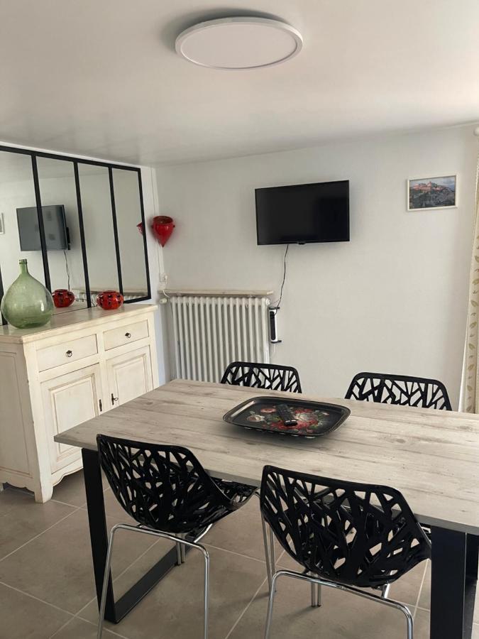 Apartment Les Flo Location Aigues-Mortes